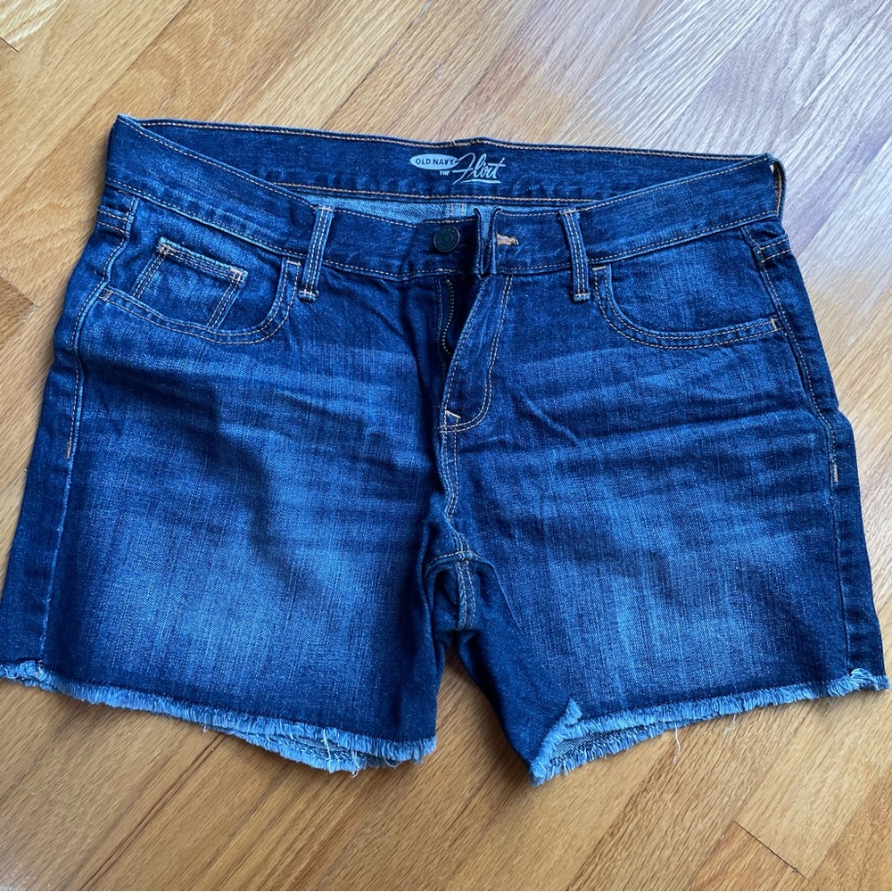 Old Navy Flirt cut off shorts